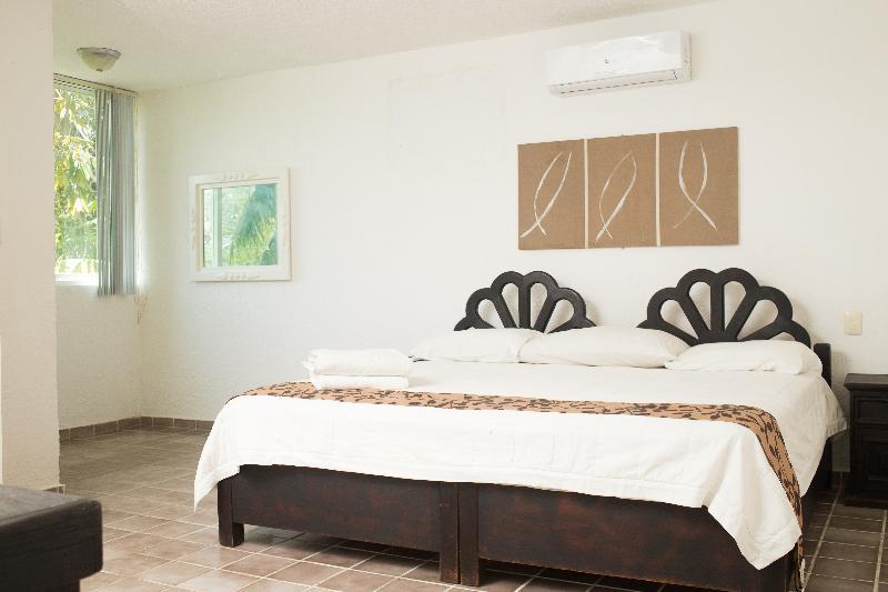 Las Gaviotas Hotel & Suites Cancun Exterior photo