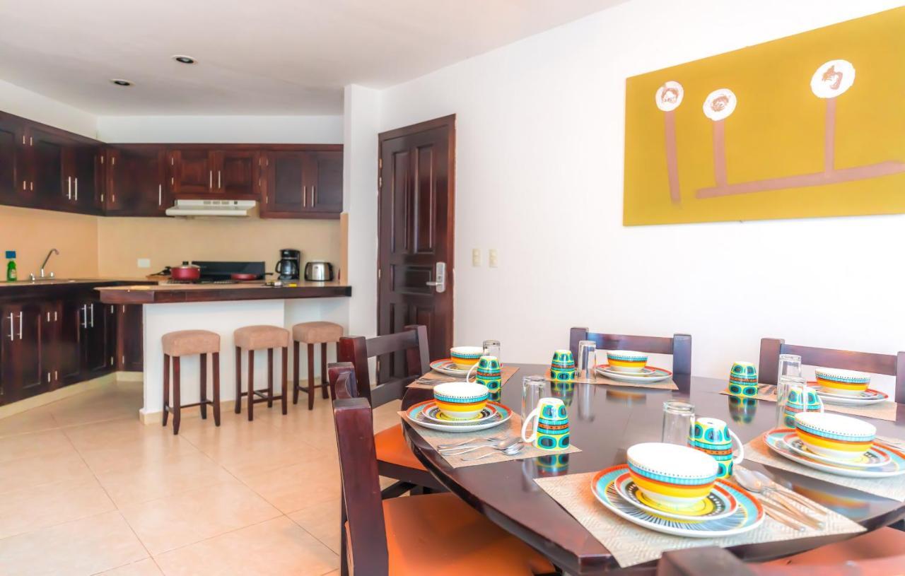 Las Gaviotas Hotel & Suites Cancun Exterior photo